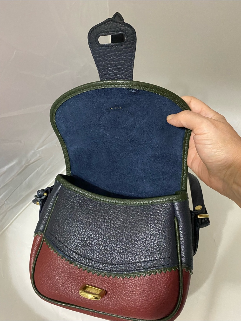 Vintage Dooney & Bourke Teton Essex Crossbody Saddle Bag AWL Leather - Picture 13 of 16